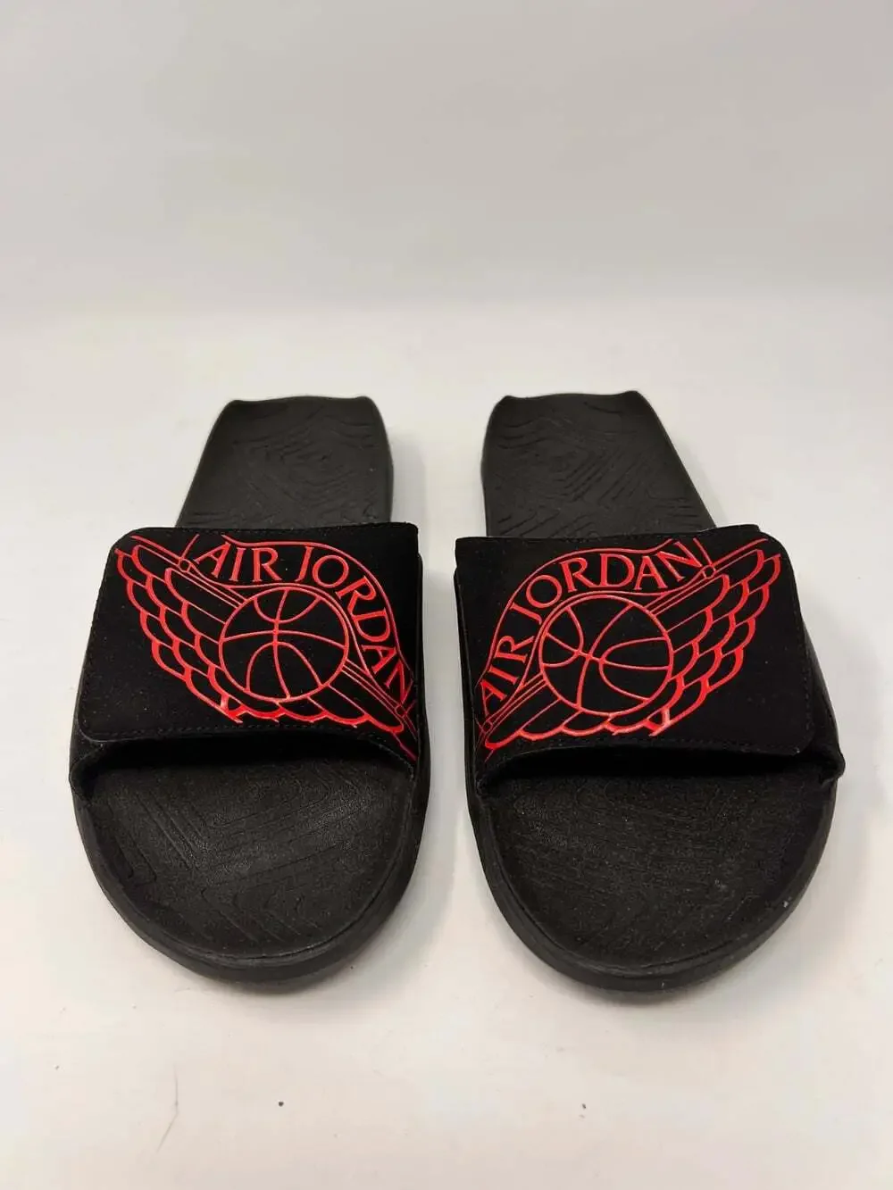 Nike Air Jordan Hydro 7 Bred Slides Black Red Wings Men's Size 11 AA2517-062